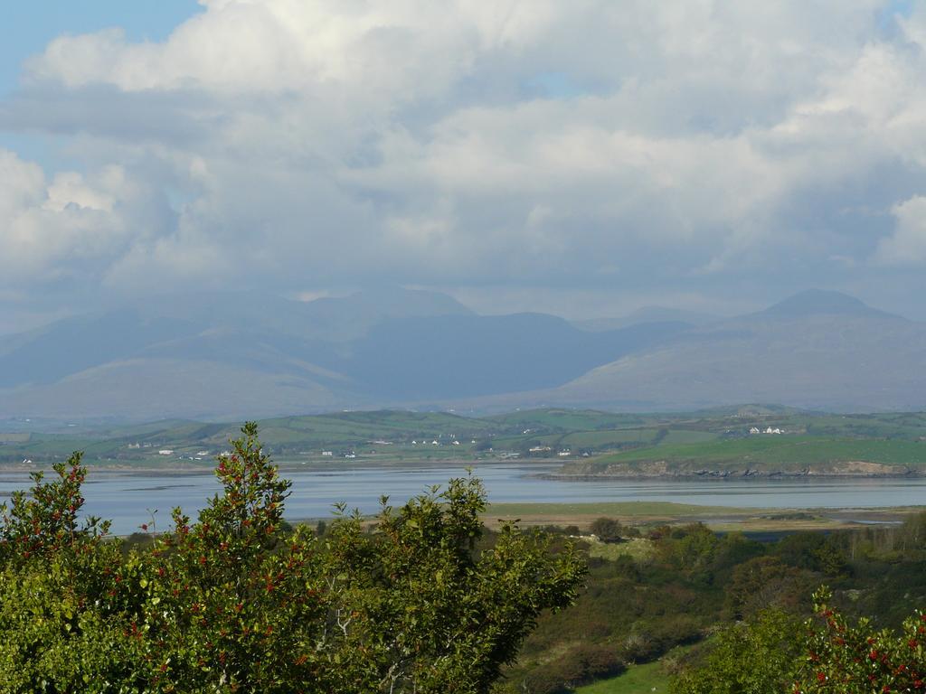 Roberts’ Cottage Westport Exteriör bild